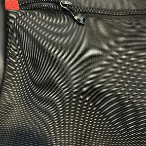 Swiss Gear Laptop Bag, Black - Picture 3 of 11